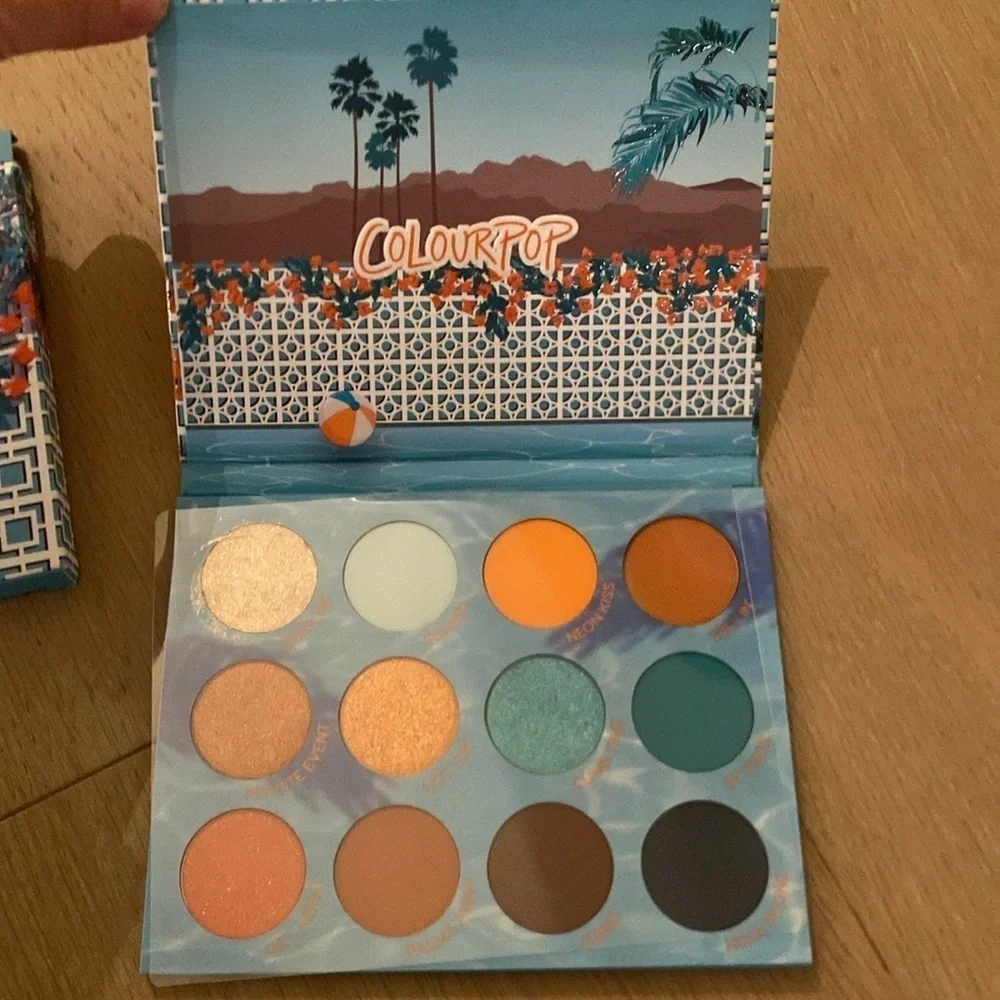 COLOURPOP In The Springs Palette